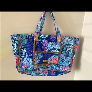 Lilly Pulitzer tote bag /overnight bag /beach bag
